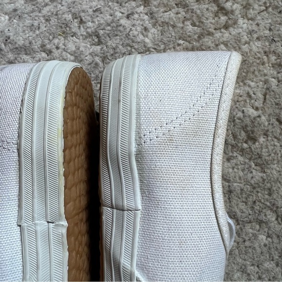 Mickey Unlimited:Deadstock White Canvas Mickey Embroidered Lace Up Sneakers SZ 5 - Picture 9 of 14